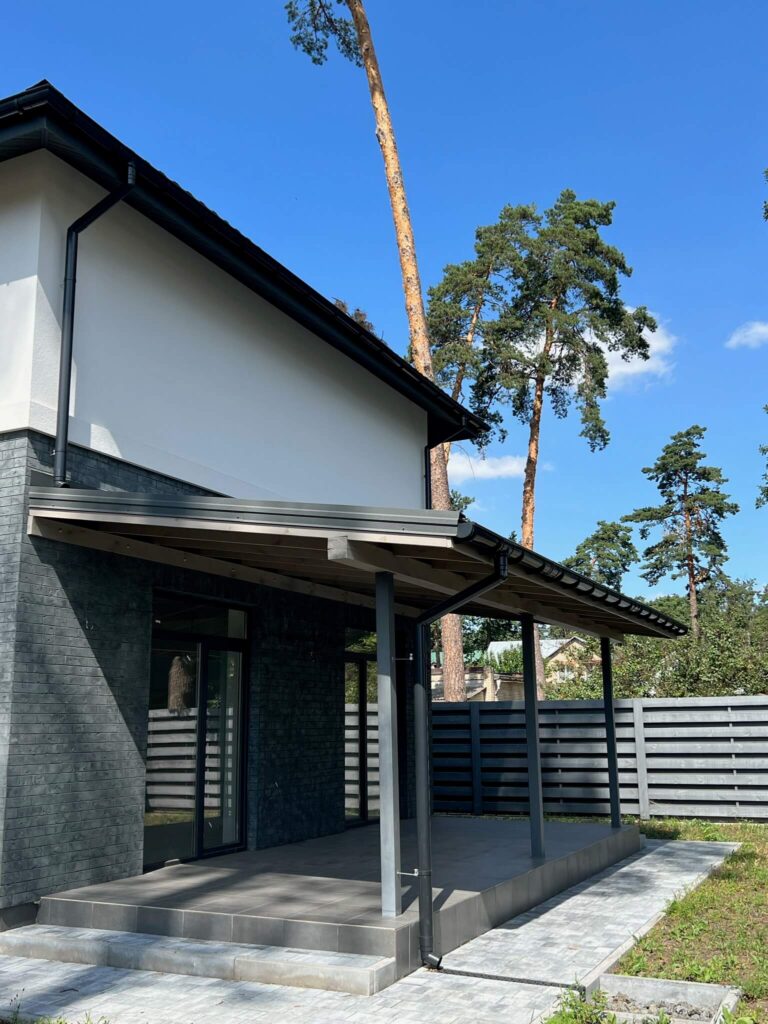 Індивідуальний будинок під Києвом Finest Home